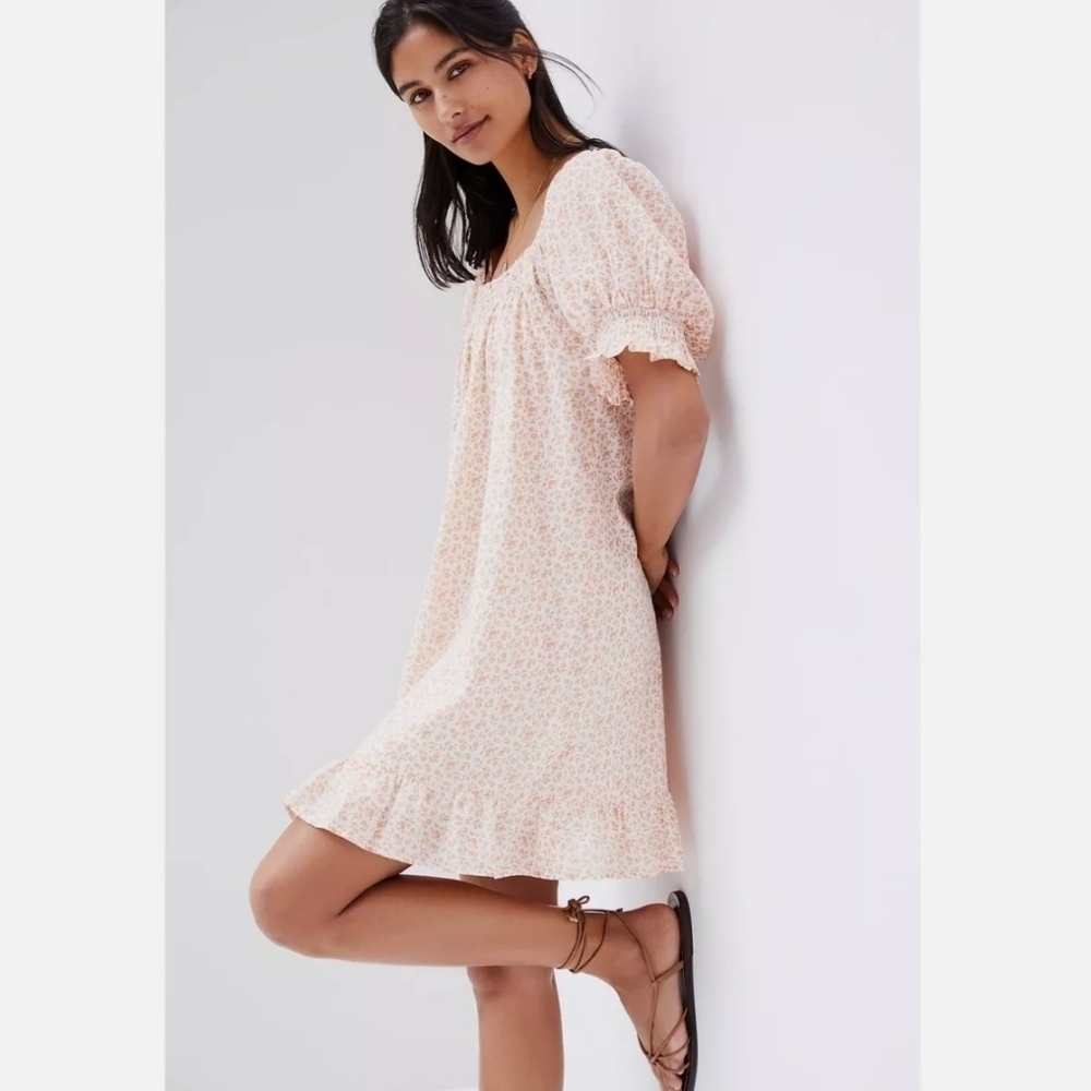 dRA Short Puff Sleeve Casual Floral Print Mini Dress- size XS